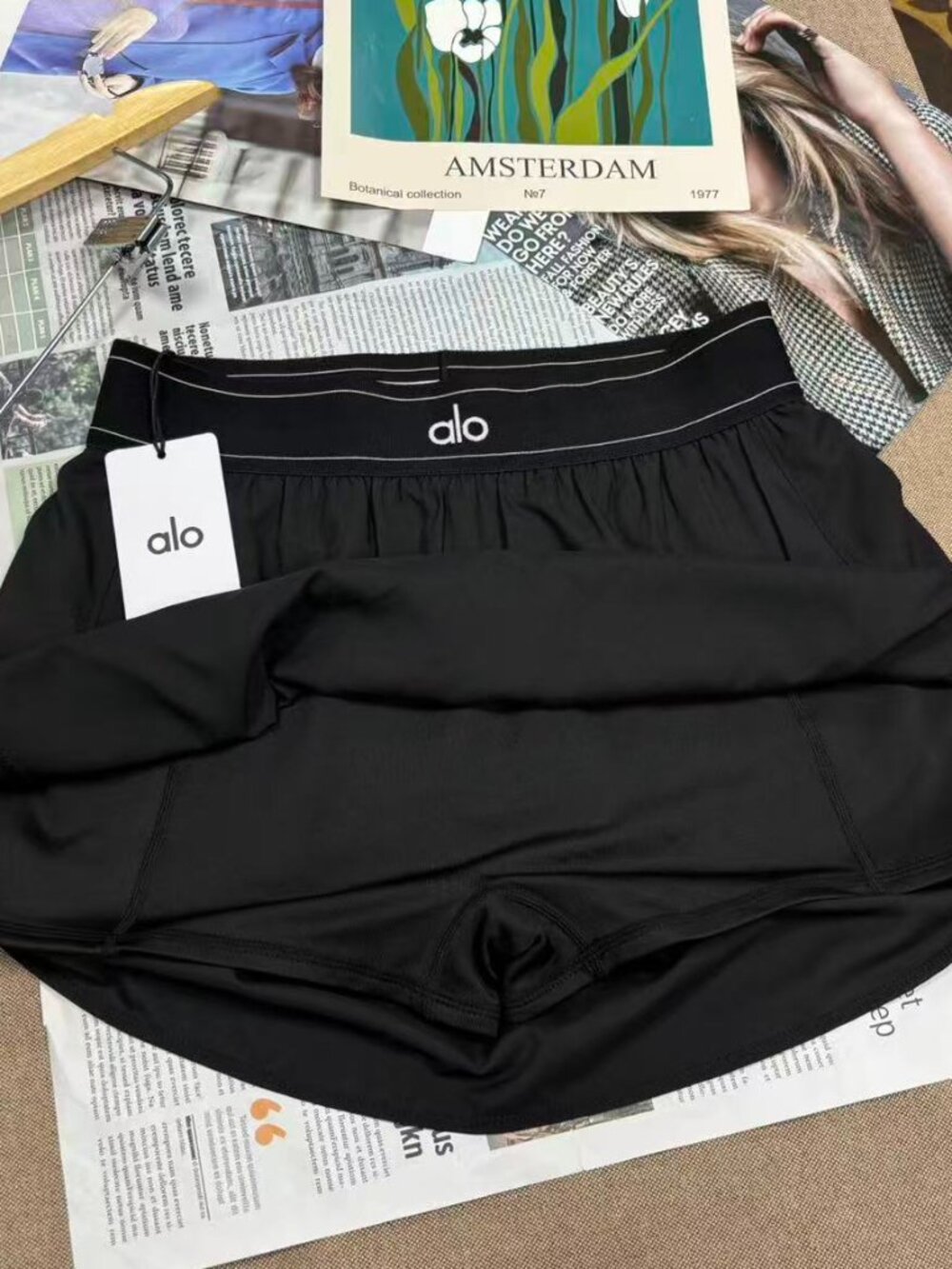 🔥ALO Yoga Match Point Tennis Skirt Black🎾Builtin shortsa versatile staple - Picture 6 of 6